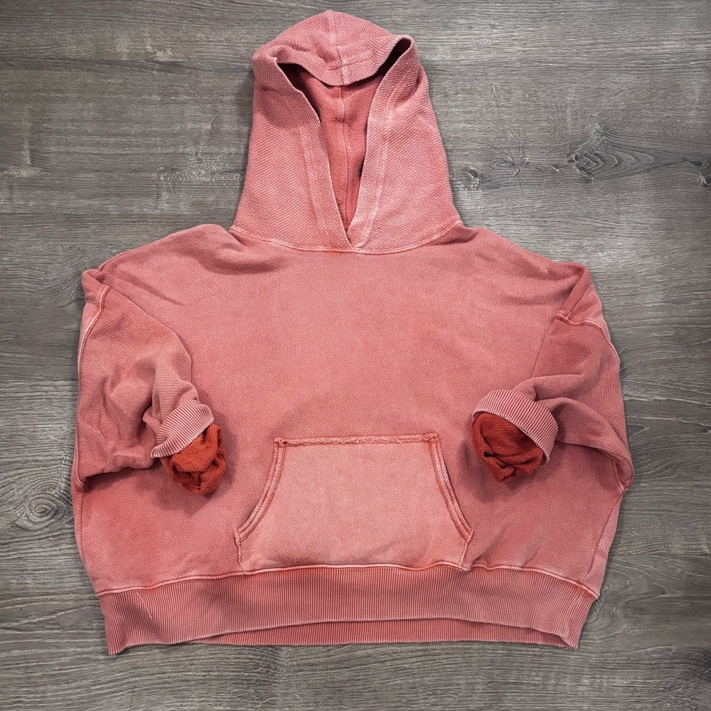 American Eagle Outfitters Coral Hoodie Sweater